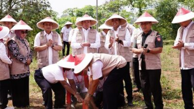 Pencanangan GEMAPATAS, Menteri Nusron: Semua Masyarakat Wajib Pasang Patok